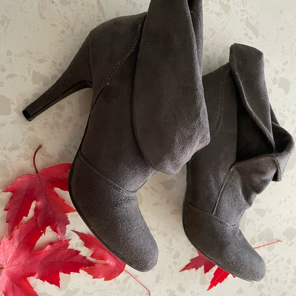 Gray 5.5 Suede like short boots with 4” heels. Fold down or wear up. - Picture 7 of 7